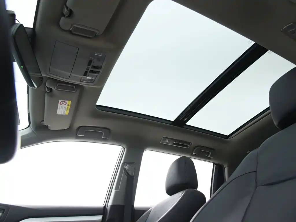Toyota Highlander — миниатюра 14