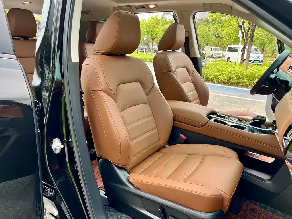 Nissan Teramont — миниатюра 14