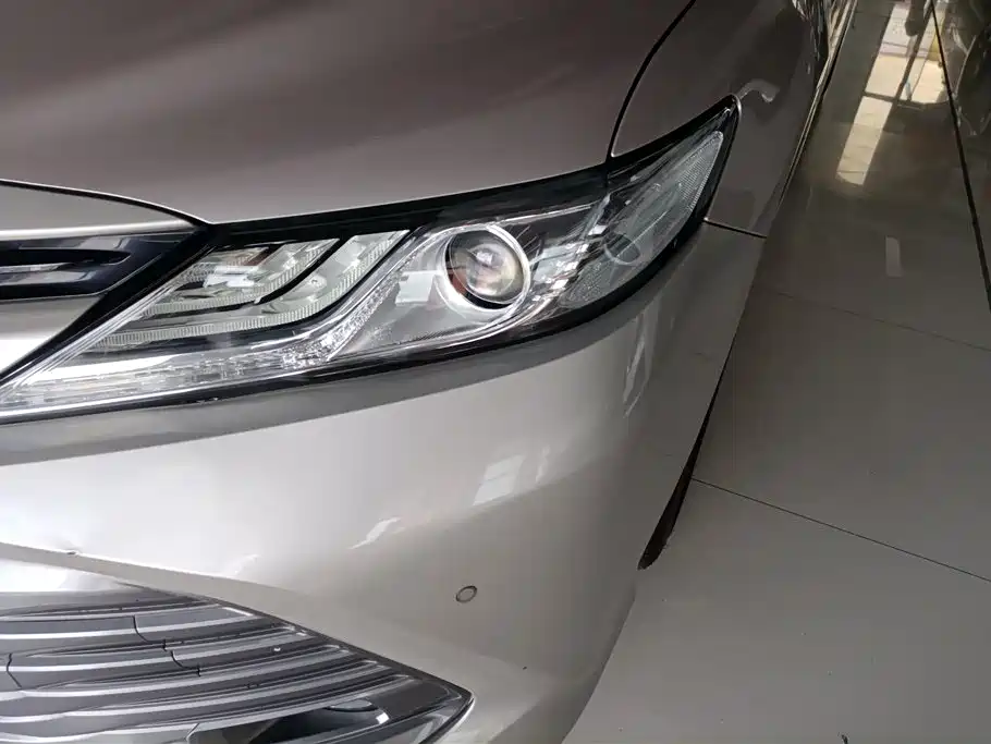 Toyota Camry 2018 2.5G Luxury