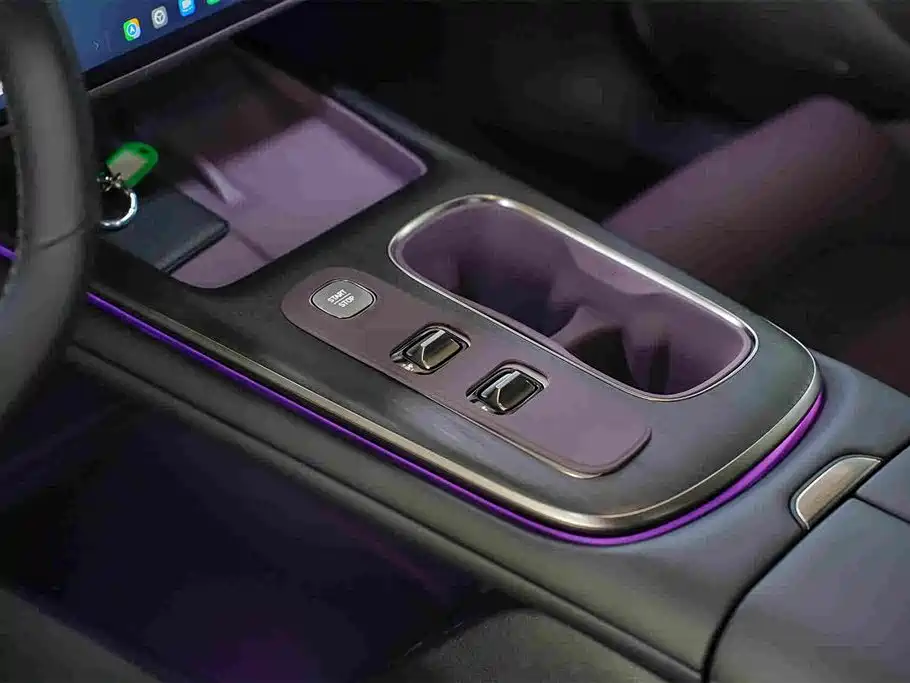 Xiaomi SU7 — миниатюра 8