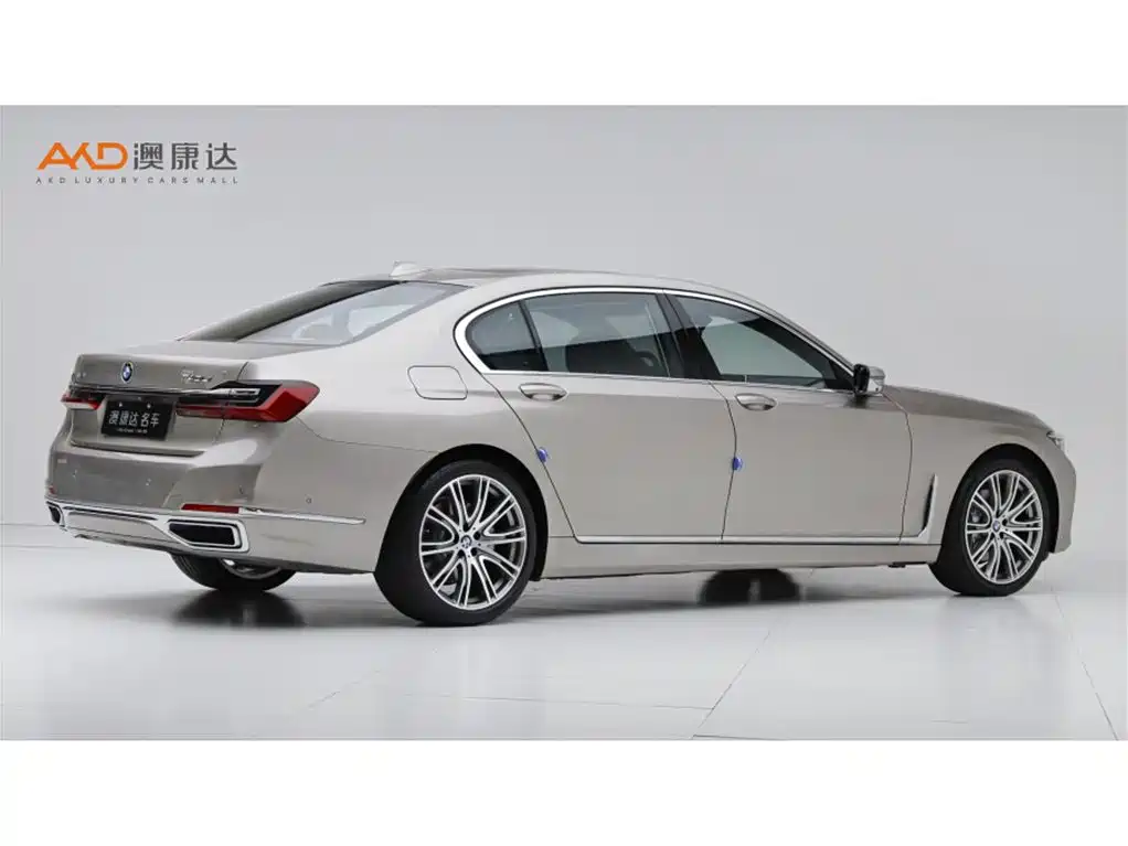 BMW 7 Series — миниатюра 3