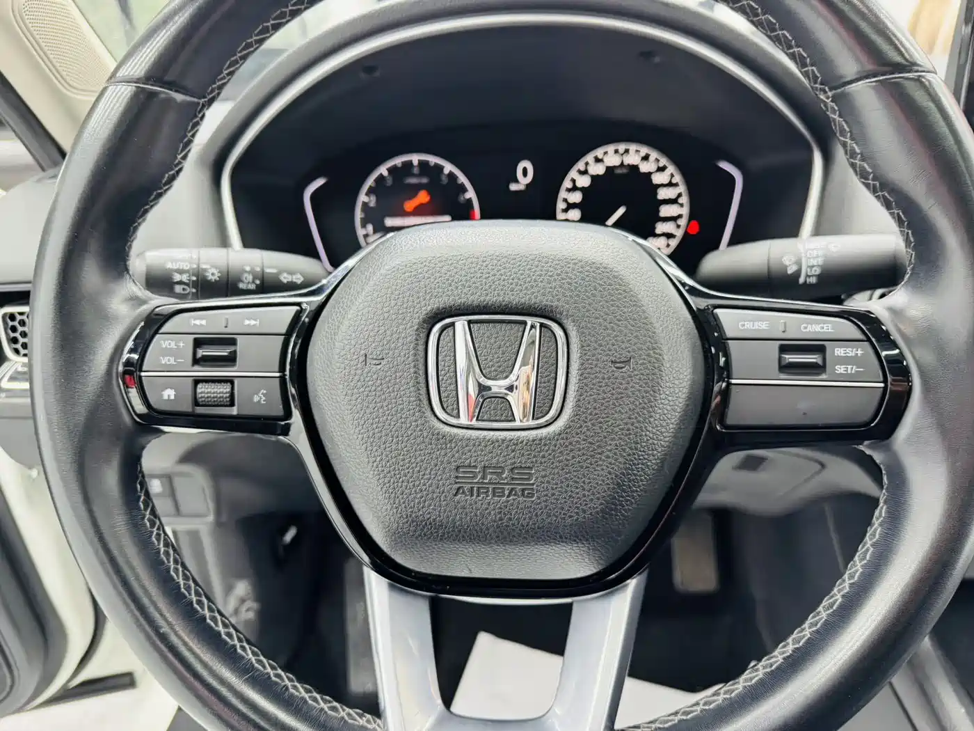 Honda Civic id 4659673 из Китая 12