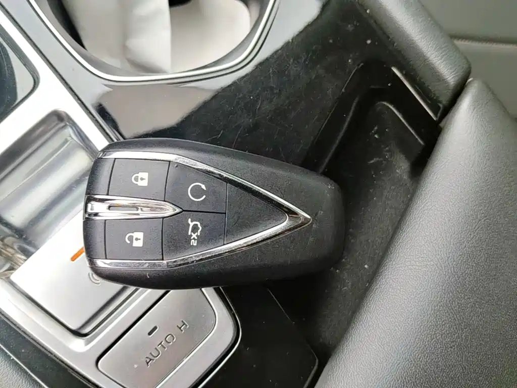 Changan Eado — миниатюра 9