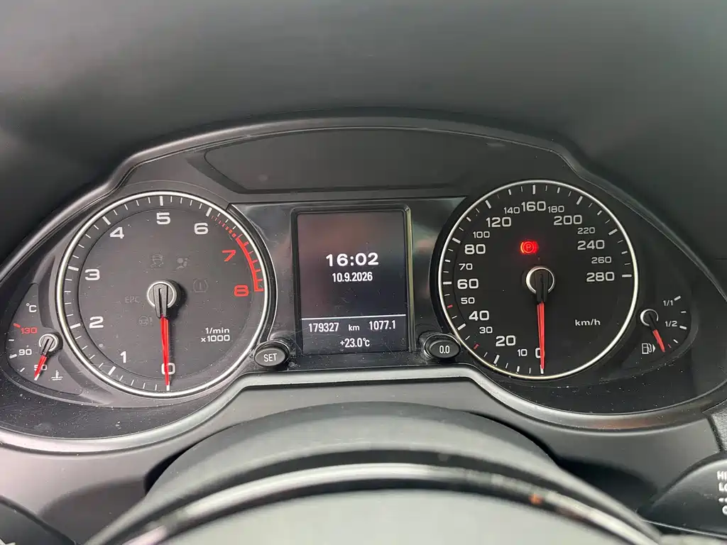 Audi Q5 — миниатюра 13
