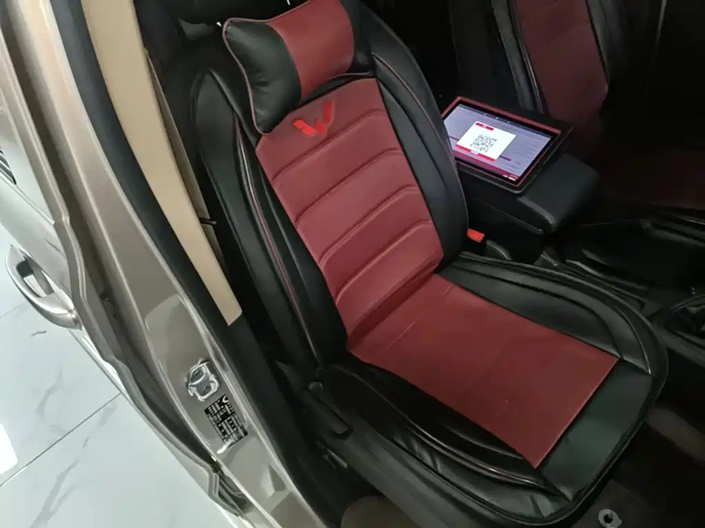 Wuling Hongguang V — миниатюра 25