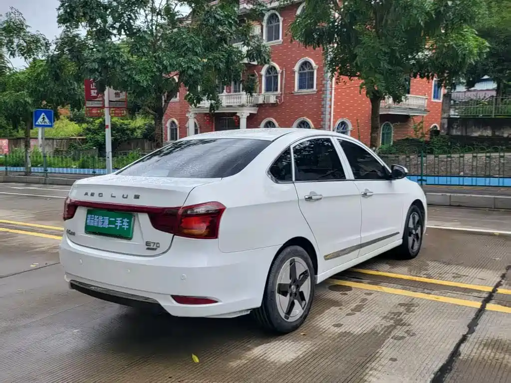 Dongfeng E70 2021 500 Pro