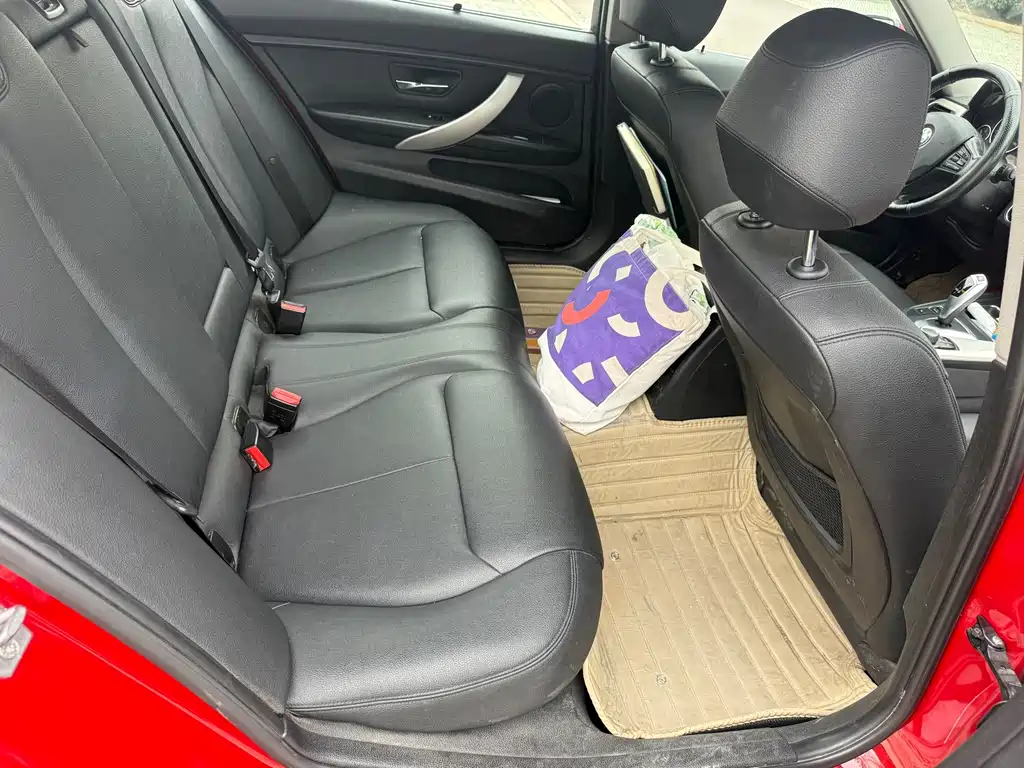 BMW 3 Series — миниатюра 13