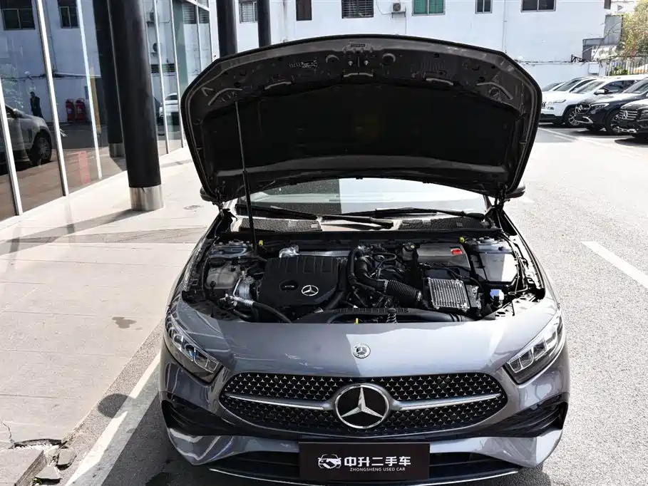 MERCEDES-BENZ A CLASS