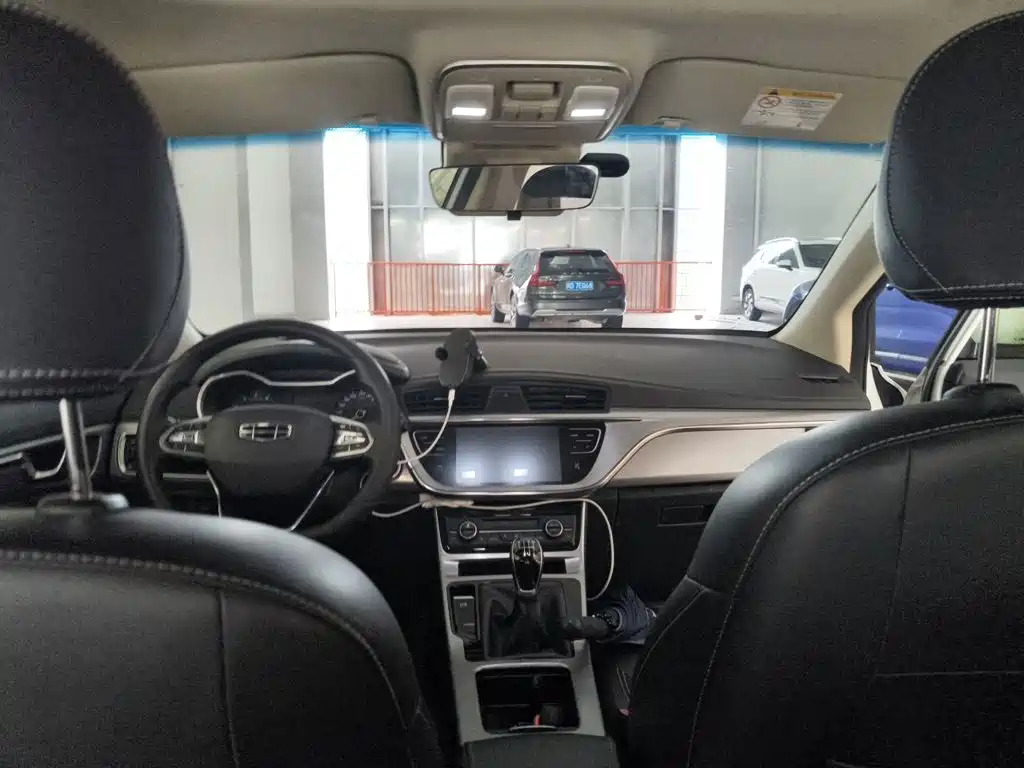 Geely Emgrand GS — миниатюра 19
