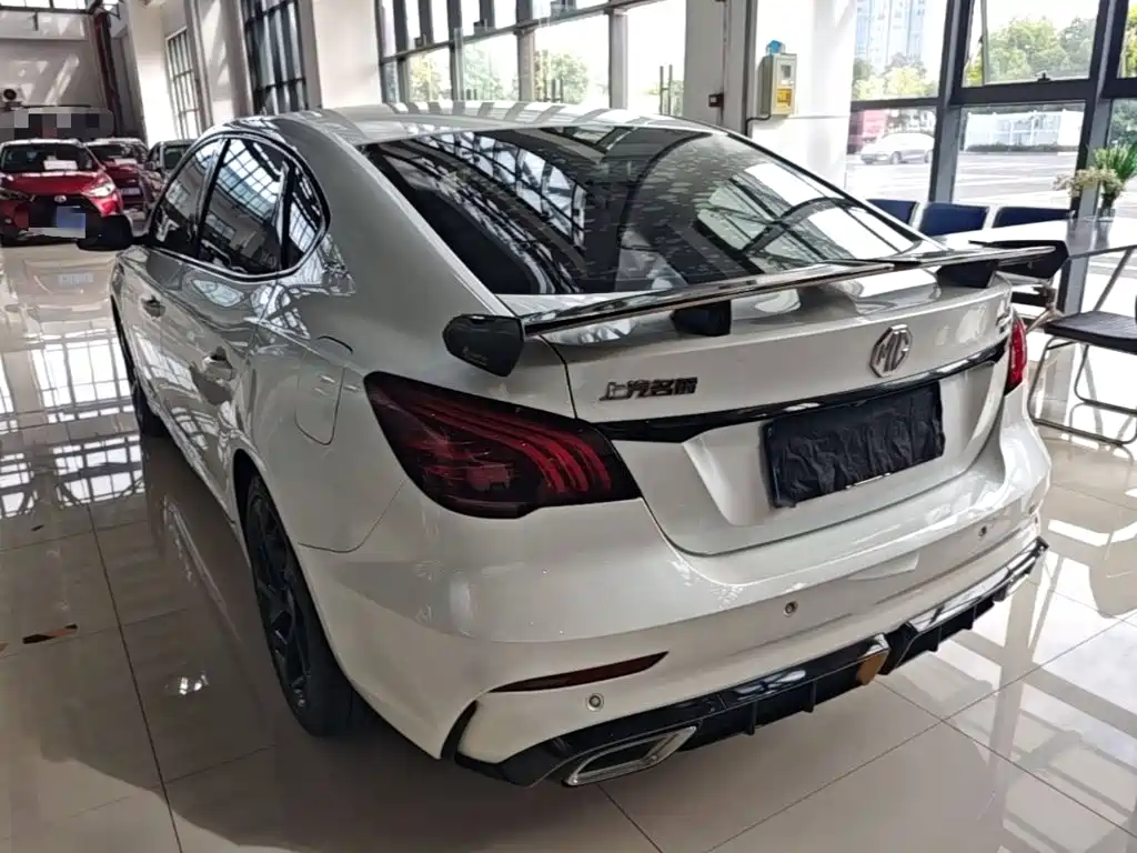 MG MG6 — миниатюра 5
