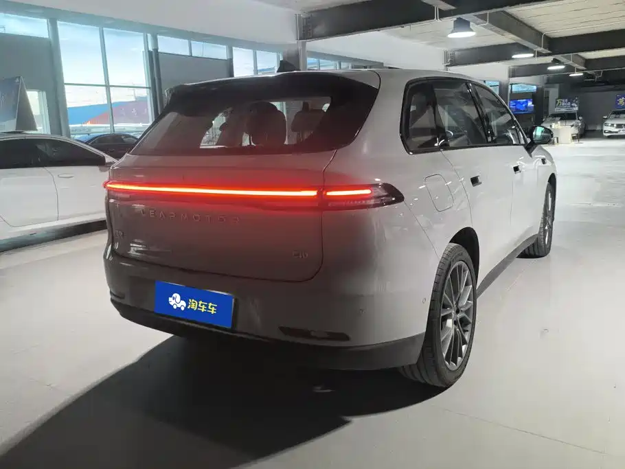 Leapmotor Leapmotor C10 — миниатюра 3
