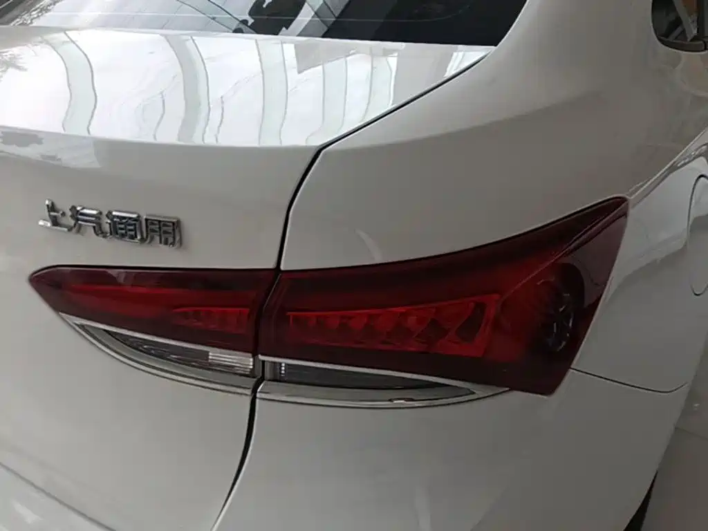 Buick Excelle — миниатюра 8