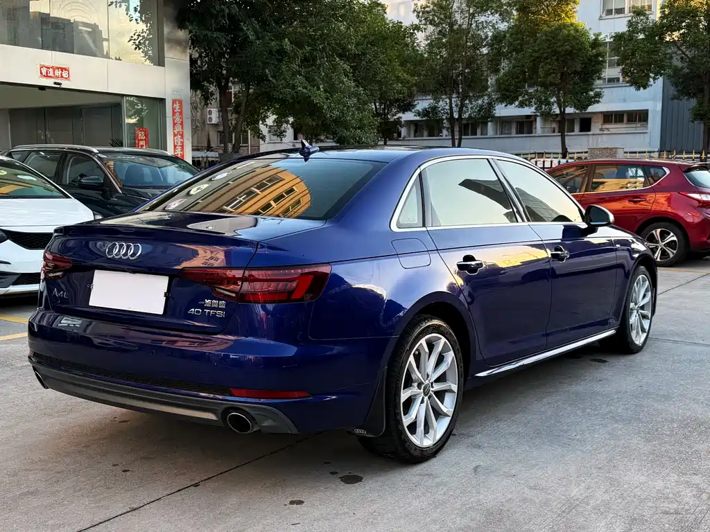 Audi A4L 2018 30 40 TFSI Fashion
