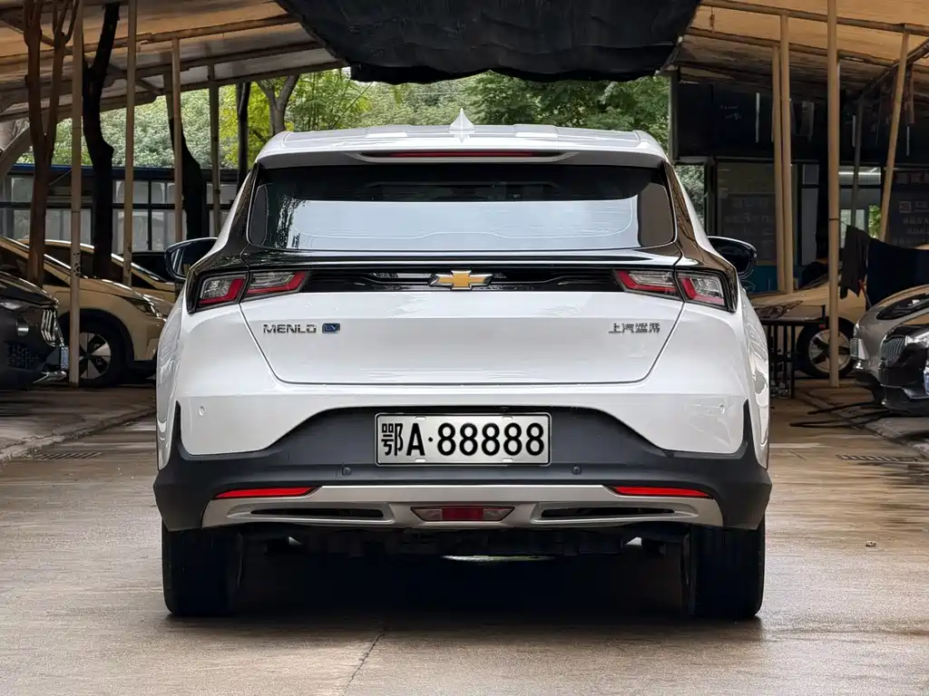 Chevrolet Menlo — миниатюра 5