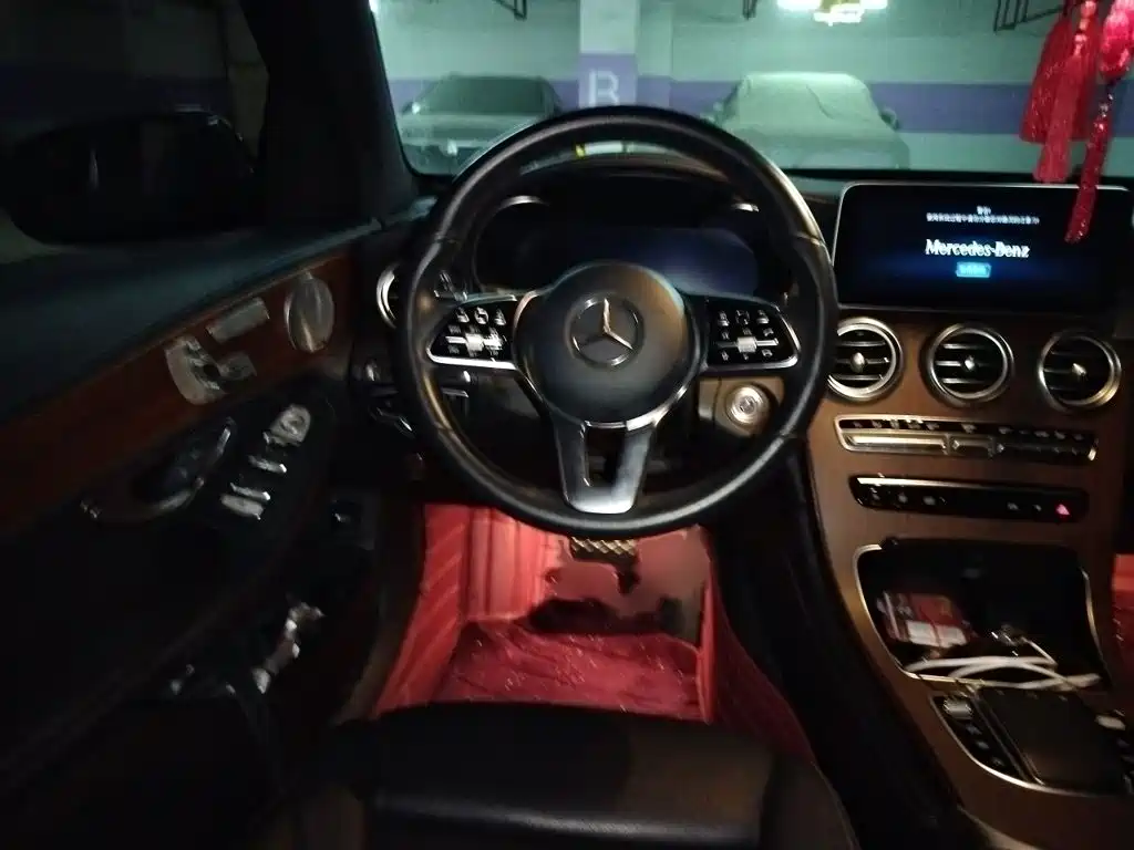 Mercedes-Benz GLC 2020 GLC 300 L 4MATIC Luxury