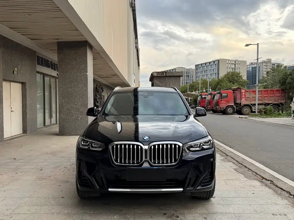 BMW X3 2023 — фото 2