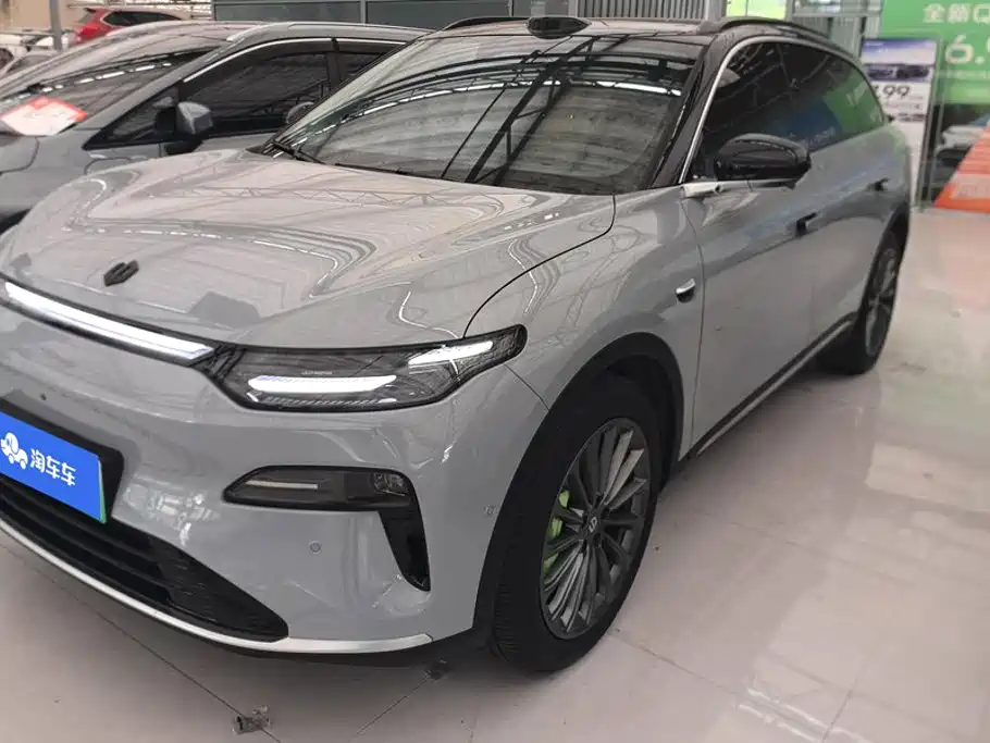 Leapmotor C11