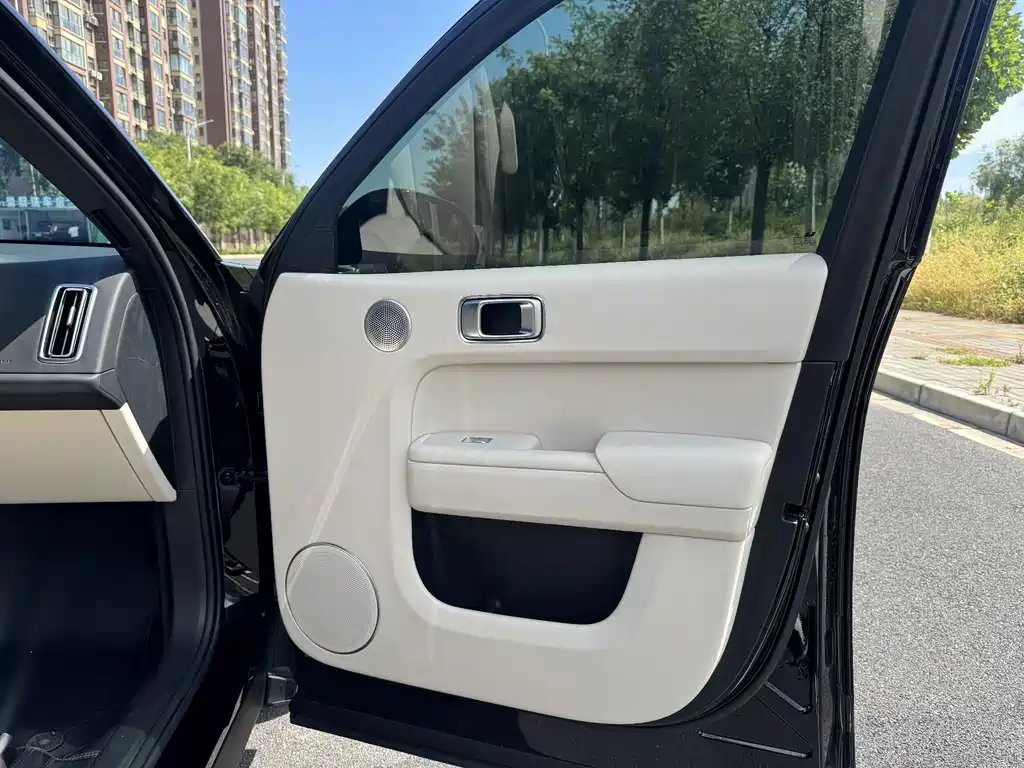 Li Auto Li L7 — миниатюра 8