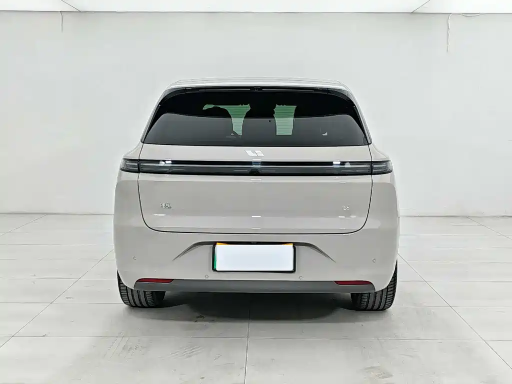 Li Auto L6 2024 Pro