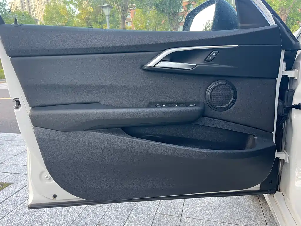 BMW 1 Series — миниатюра 23