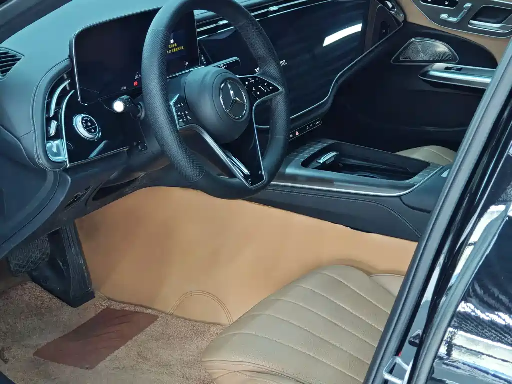 Mercedes-Benz E-Class E 2024 E 300 L Luxury