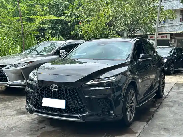 Lexus RX 2023 500h 4 WDF SPORT Performance — фото 1