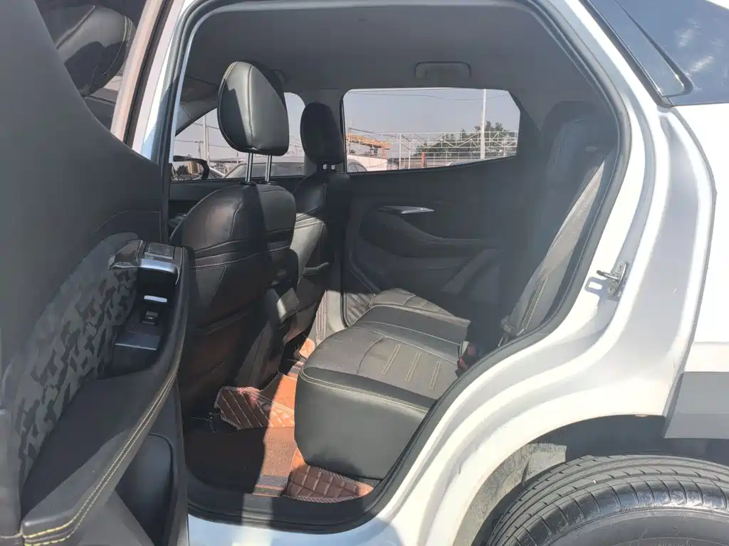 Baojun RS-3 — миниатюра 11