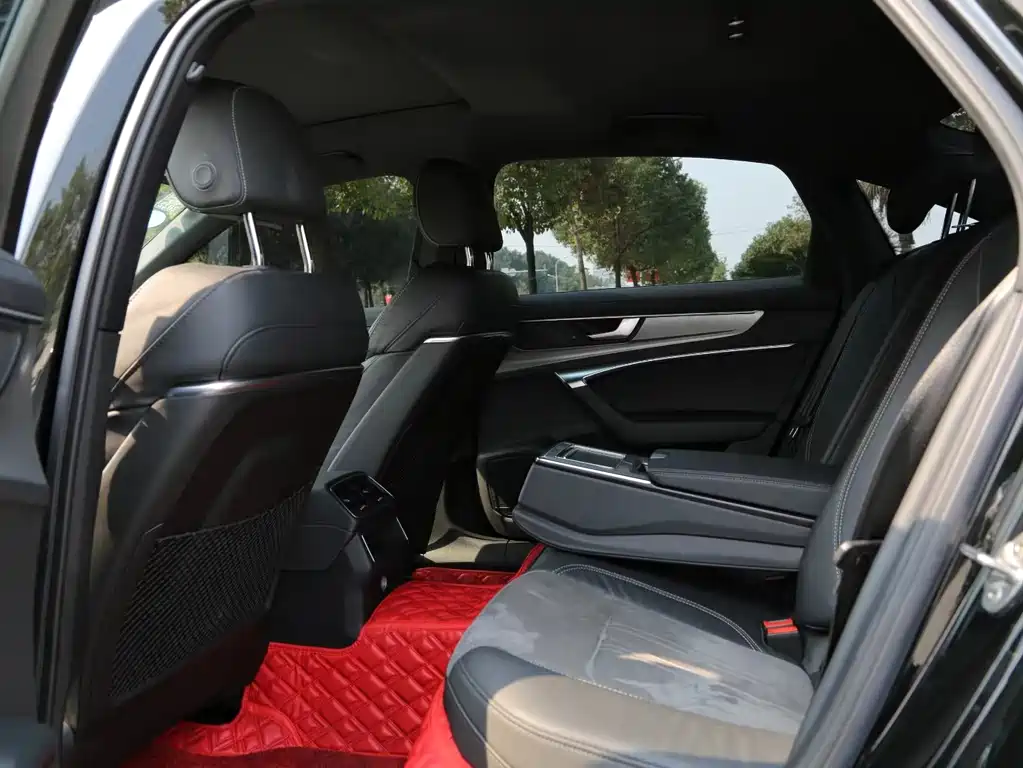 Audi A6L — миниатюра 6