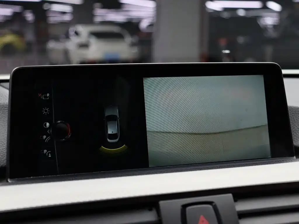 BMW 4 Series — миниатюра 28