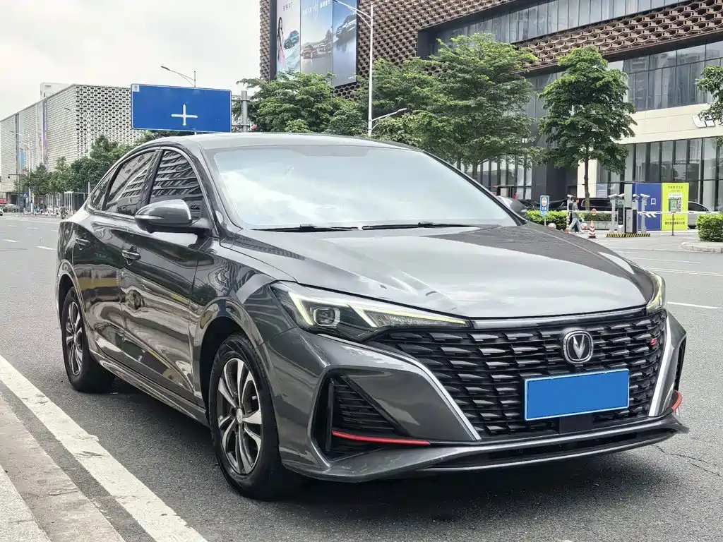 Changan Eado — миниатюра 3