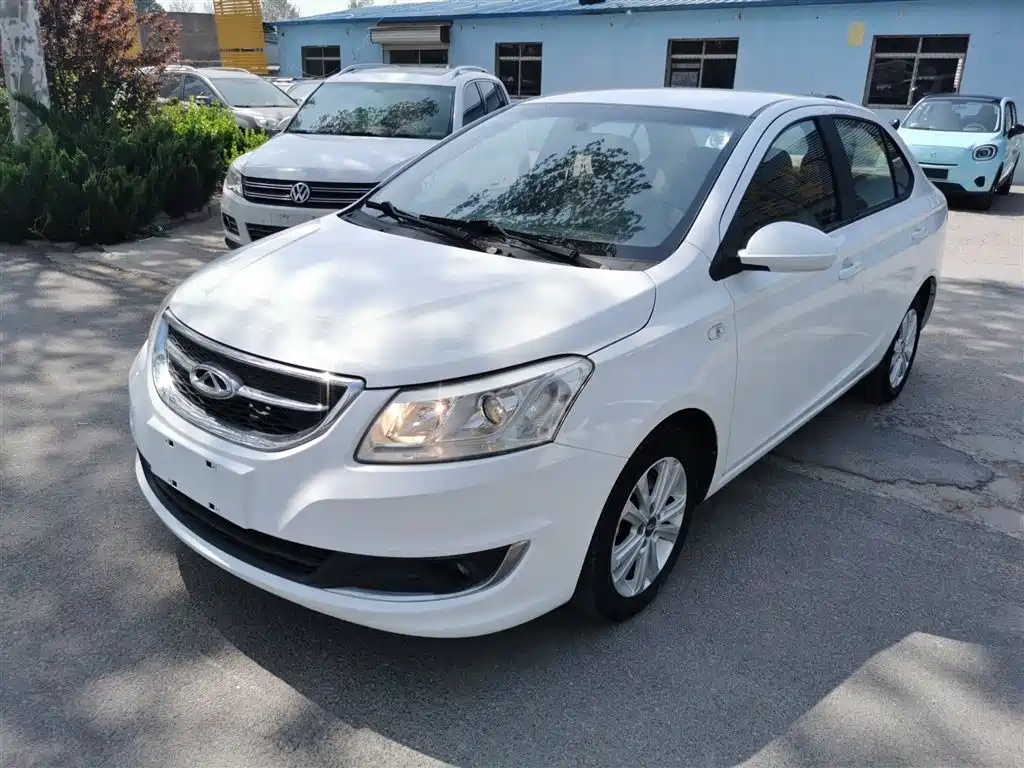 Chery E3 2015