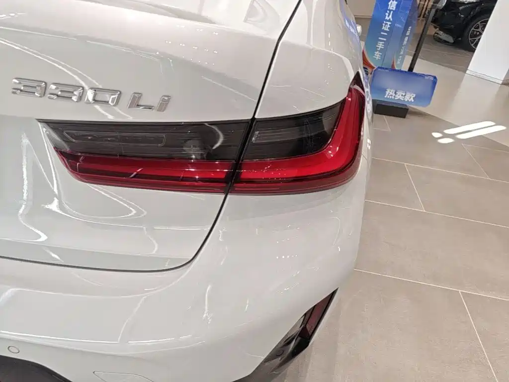 BMW 3 Series 3 2025 330Li M Sport
