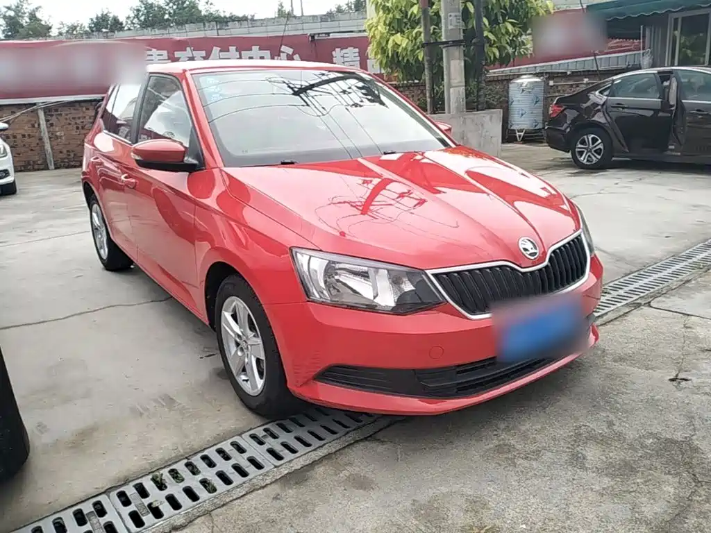 Skoda Fabia — миниатюра 4