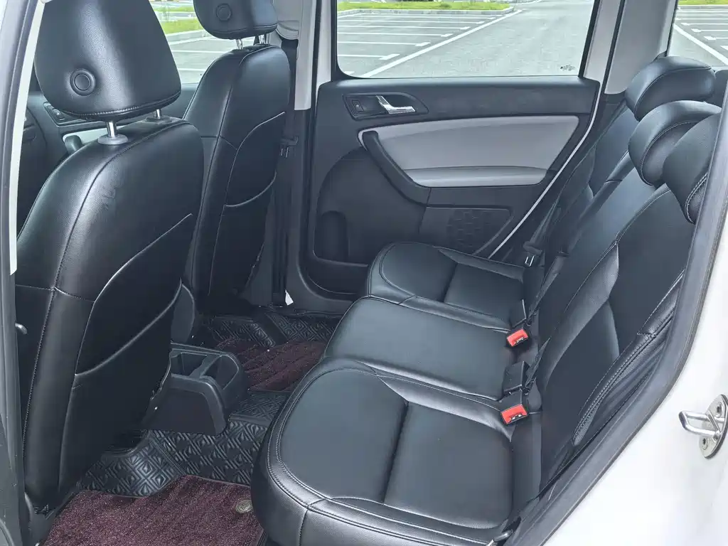 Skoda Yeti TSI280 DSG Forward Edition, фото 11