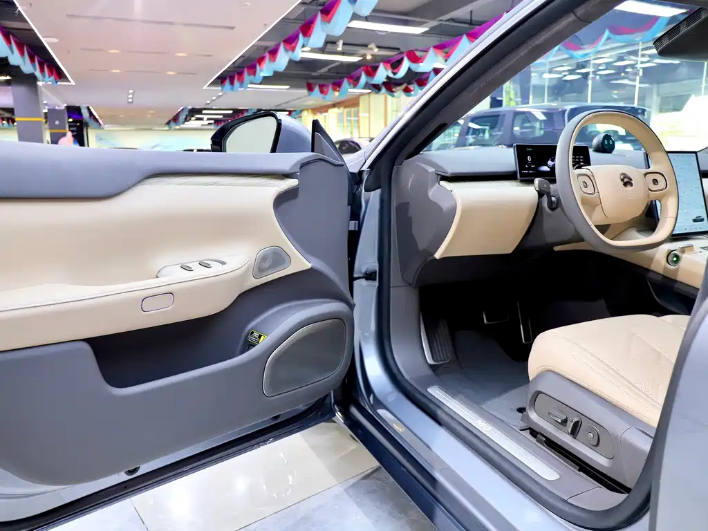NIO ET7 — миниатюра 8