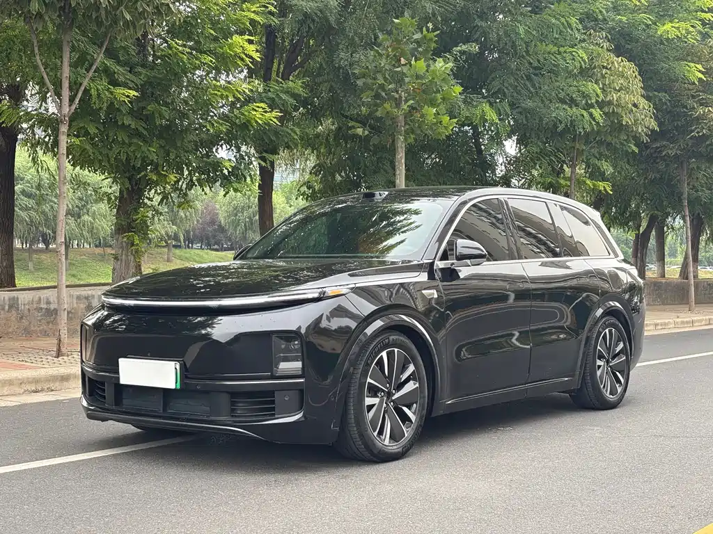 Li Auto Li L8