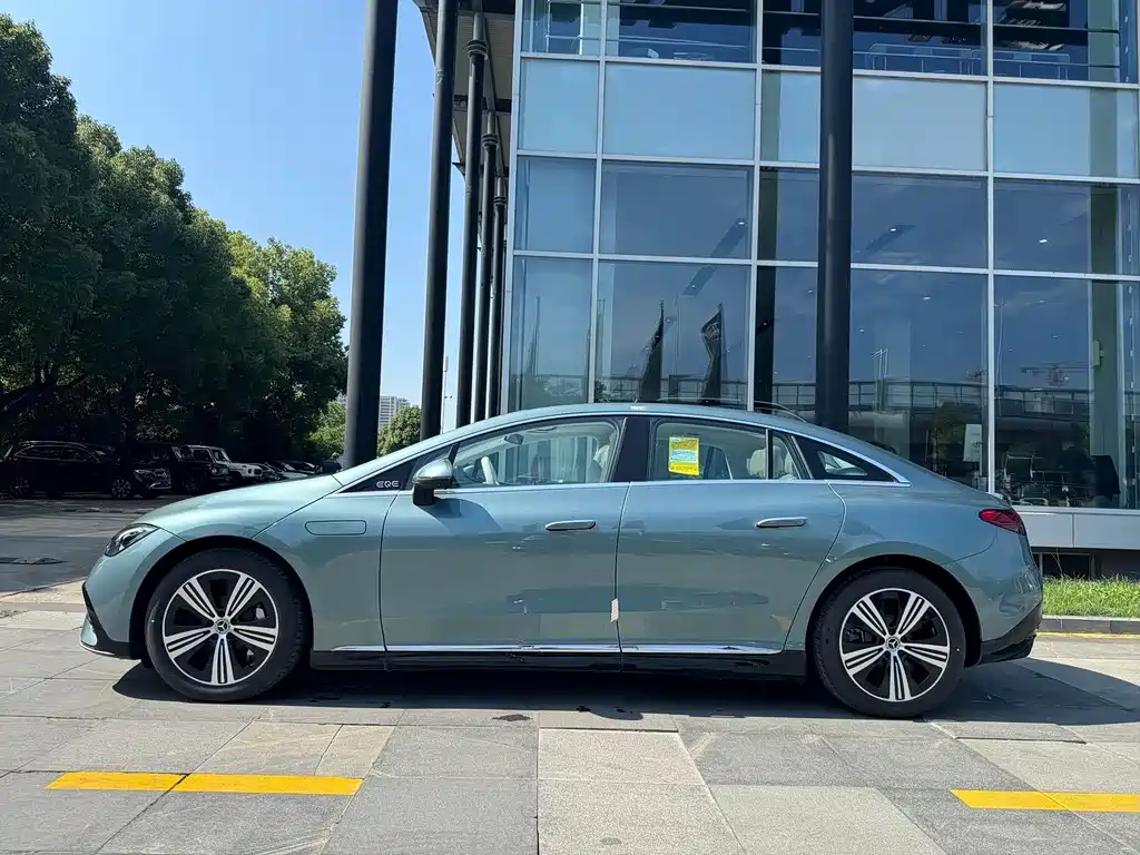 Mercedes-Benz EQE — миниатюра 4