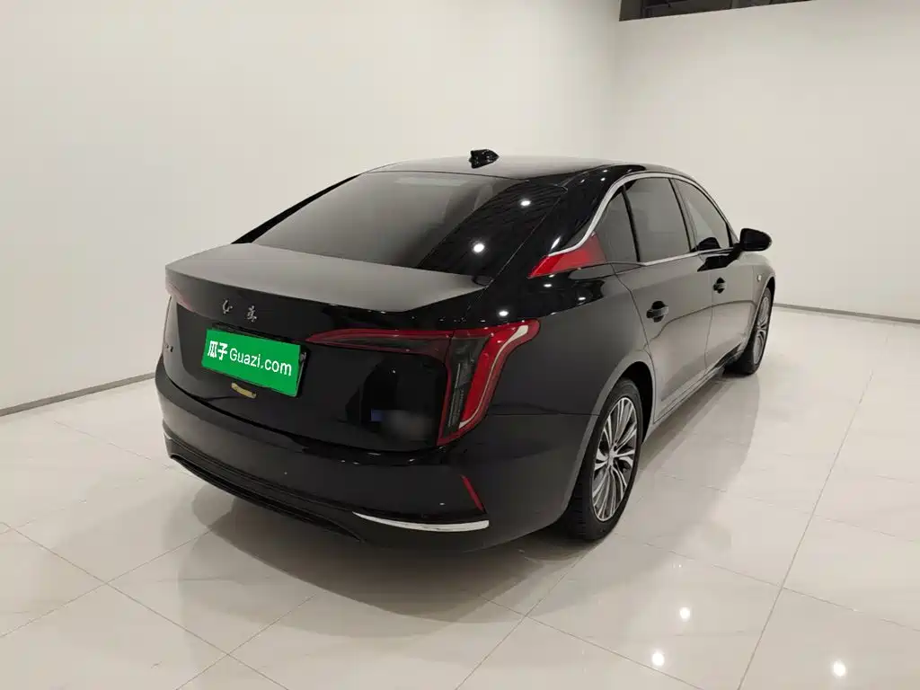 Hongqi Hongqi E-QM5 — миниатюра 4