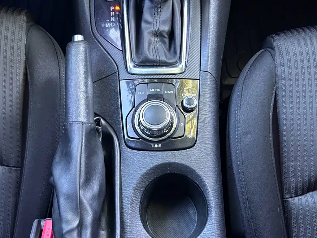 Mazda 3 Axela — миниатюра 14