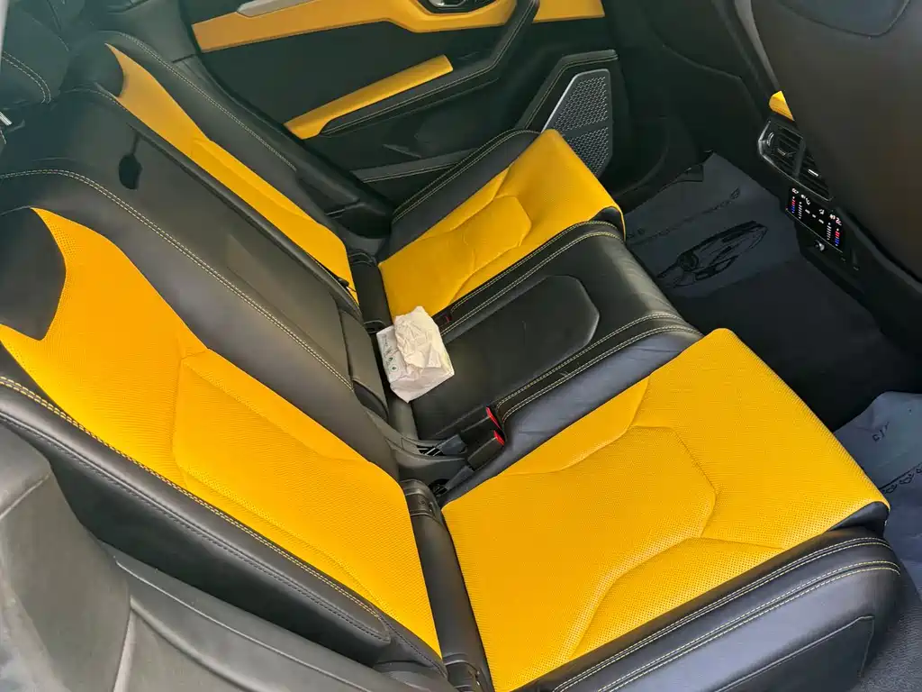 Lamborghini Urus 2021 4.0T V8