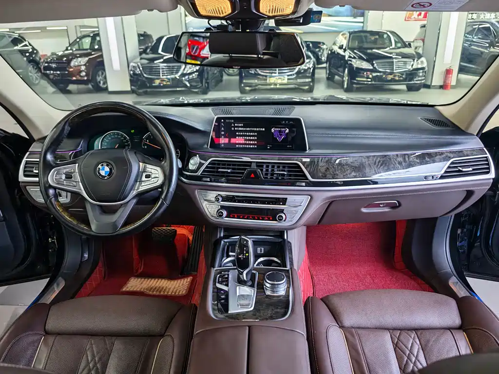 BMW 7 Series 7 2016 730Li Lead