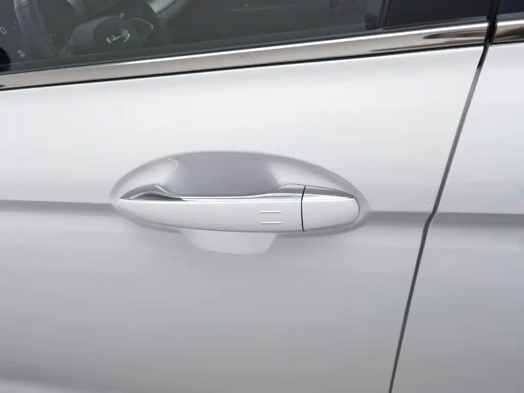 Geely L HiP — миниатюра 18
