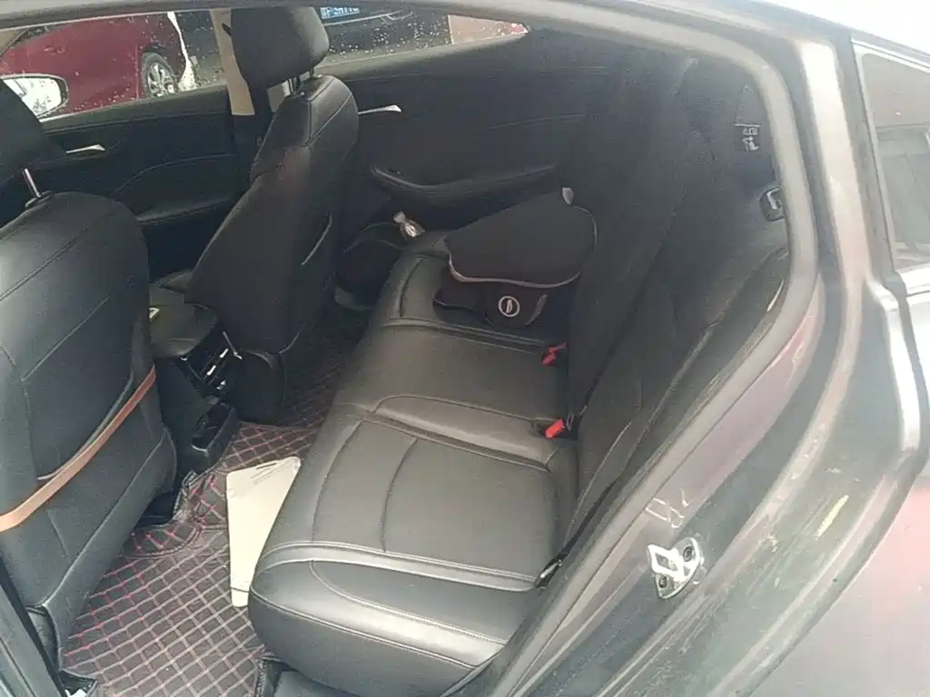 Roewe i5 — миниатюра 17