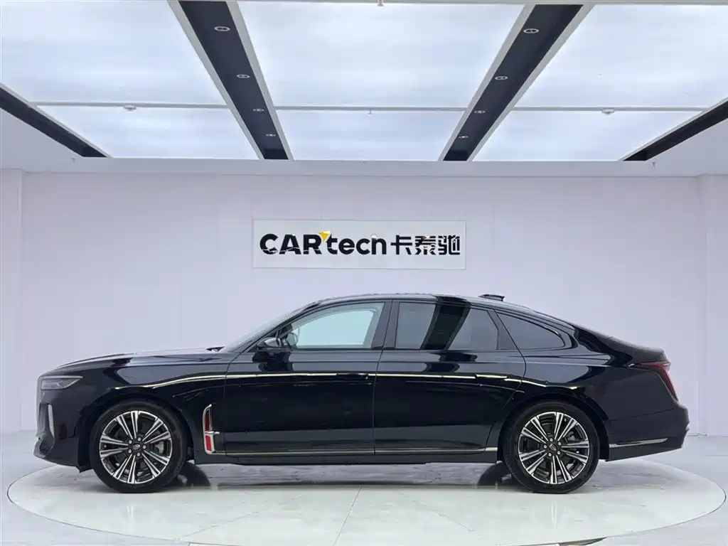 Hongqi H9 2024 2.0T