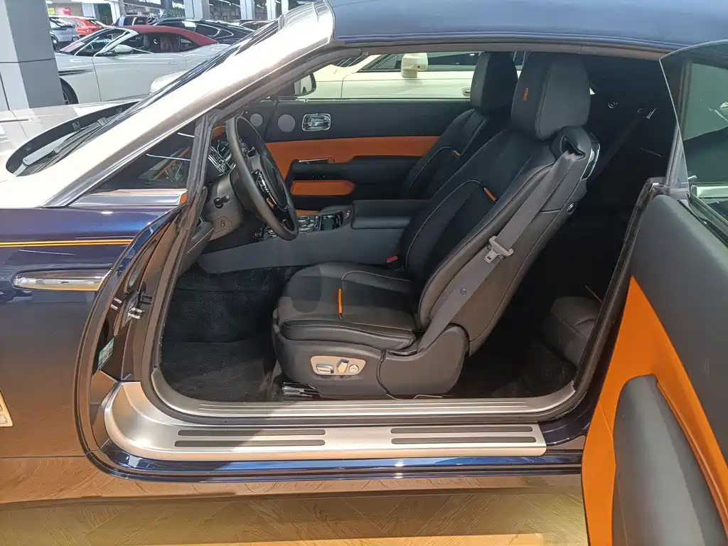 Rolls-Royce Dawn — миниатюра 5