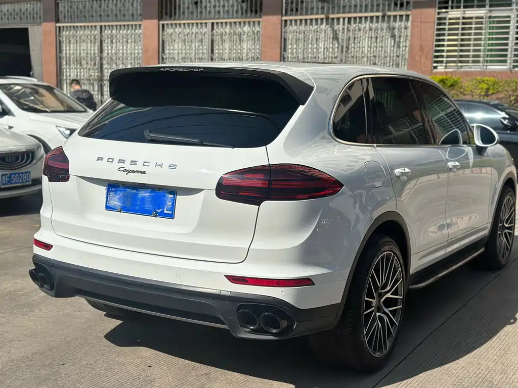 Porsche Cayenne 2016 Cayenne 3.0T