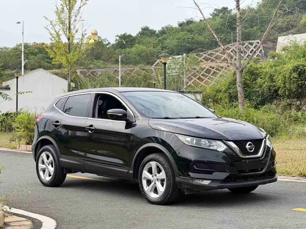 Nissan Qashqai — миниатюра 3