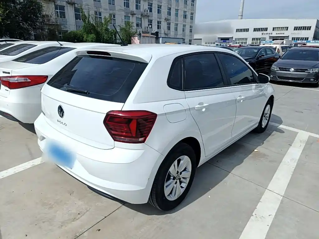 Volkswagen Polo — миниатюра 7
