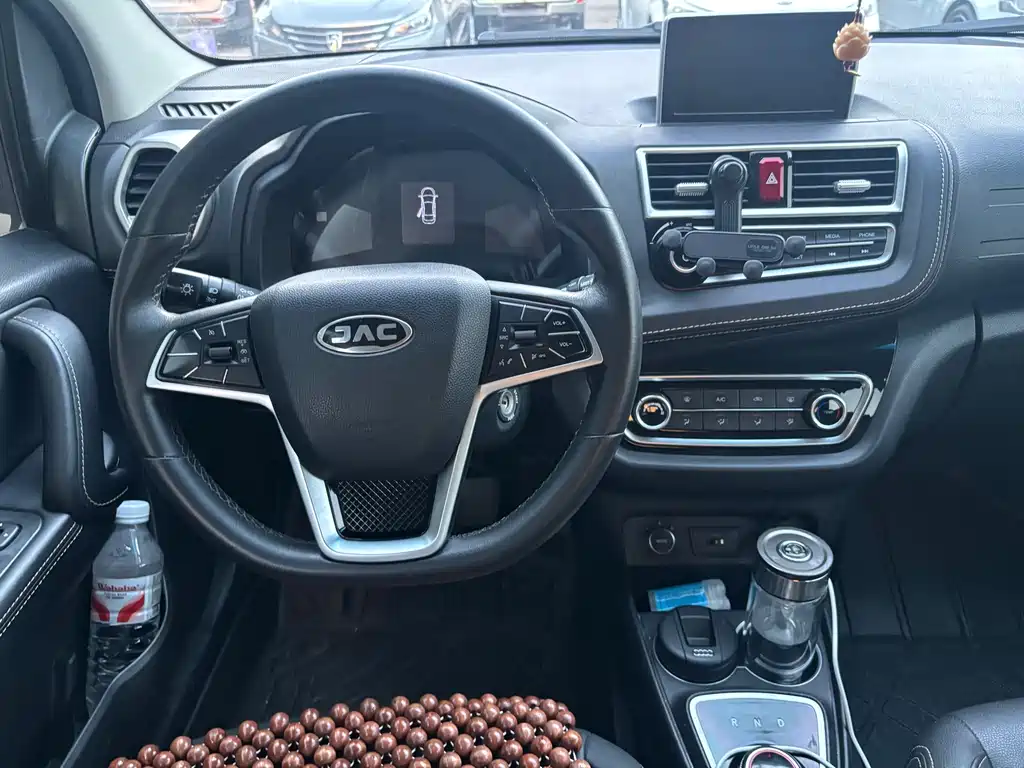JAC JAC iEV6E — миниатюра 10