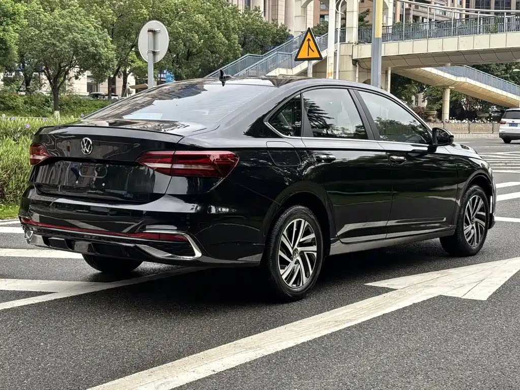 Volkswagen Lavida — миниатюра 7